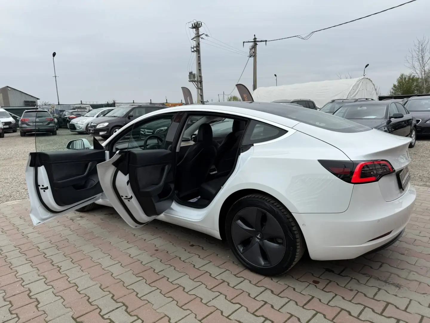 Tesla Model 3 standard RWD