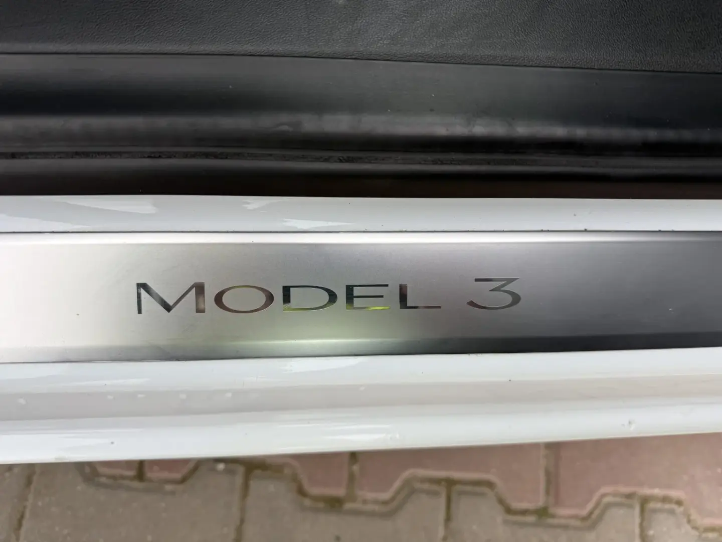 Tesla Model 3 standard RWD