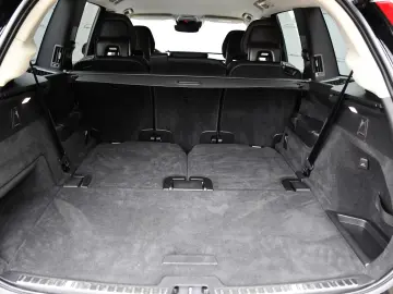 XC90 R Design Expression Plug-In Hybrid AWD 7-Si