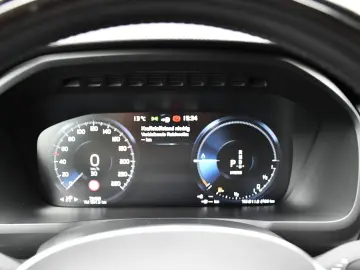 XC90 R Design Expression Plug-In Hybrid AWD 7-Si