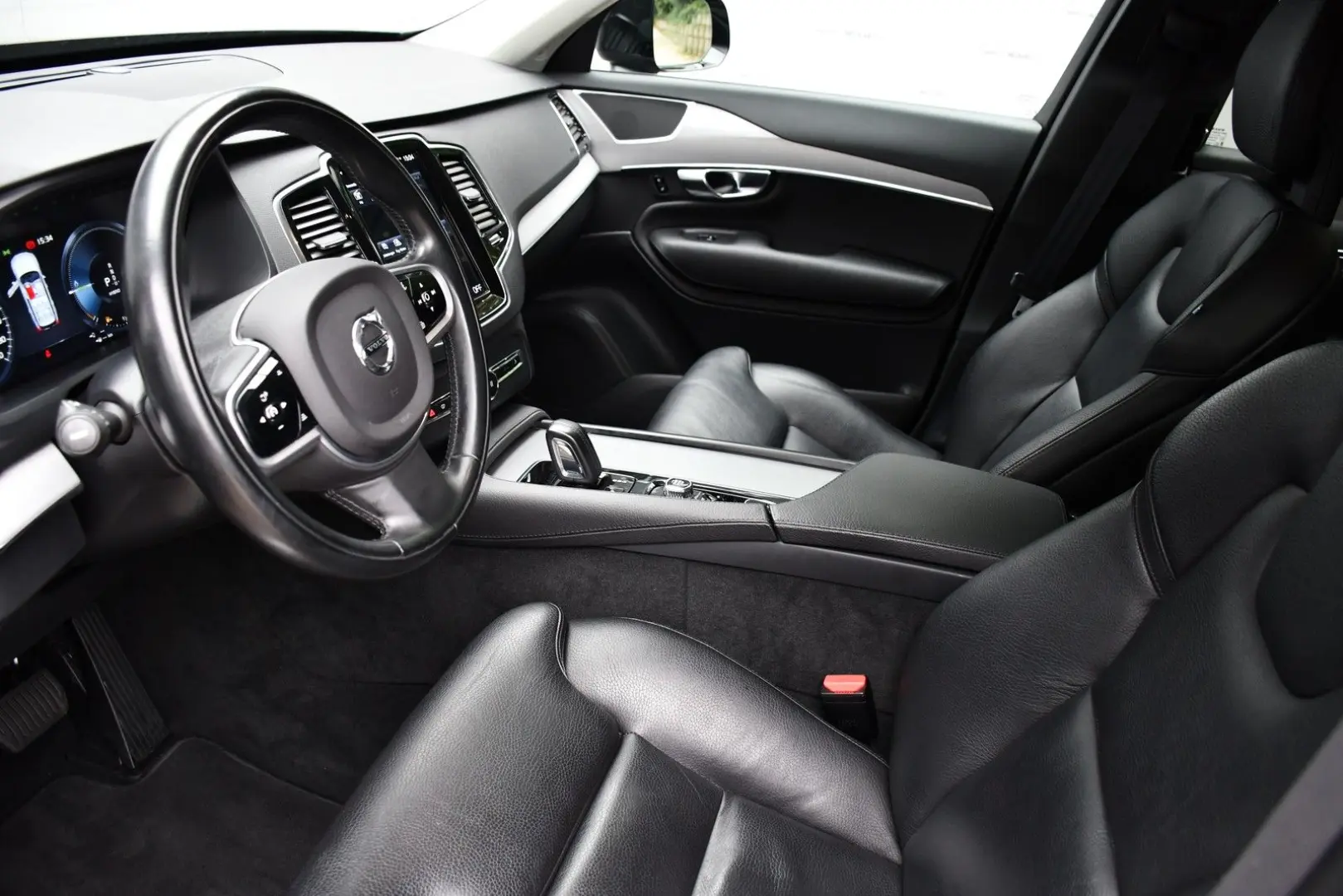 XC90 R Design Expression Plug-In Hybrid AWD 7-Si