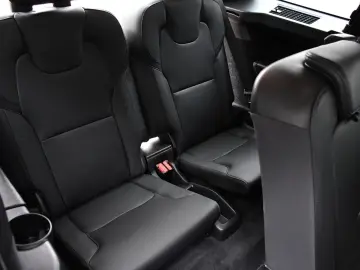 XC90 R Design Expression Plug-In Hybrid AWD 7-Si