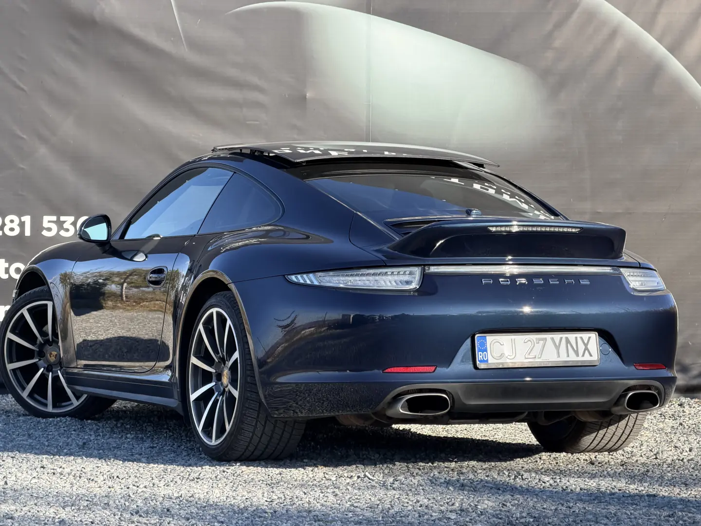 Porsche 911 Carrera 4