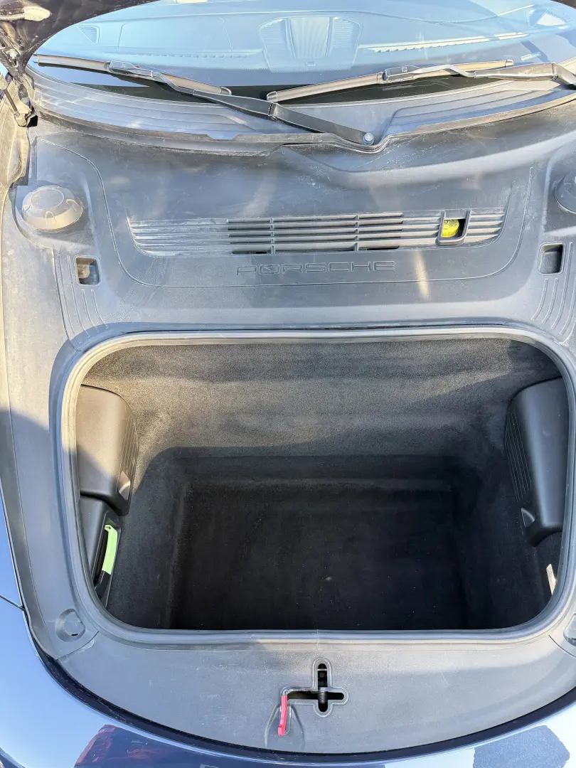 Porsche 911 Carrera 4