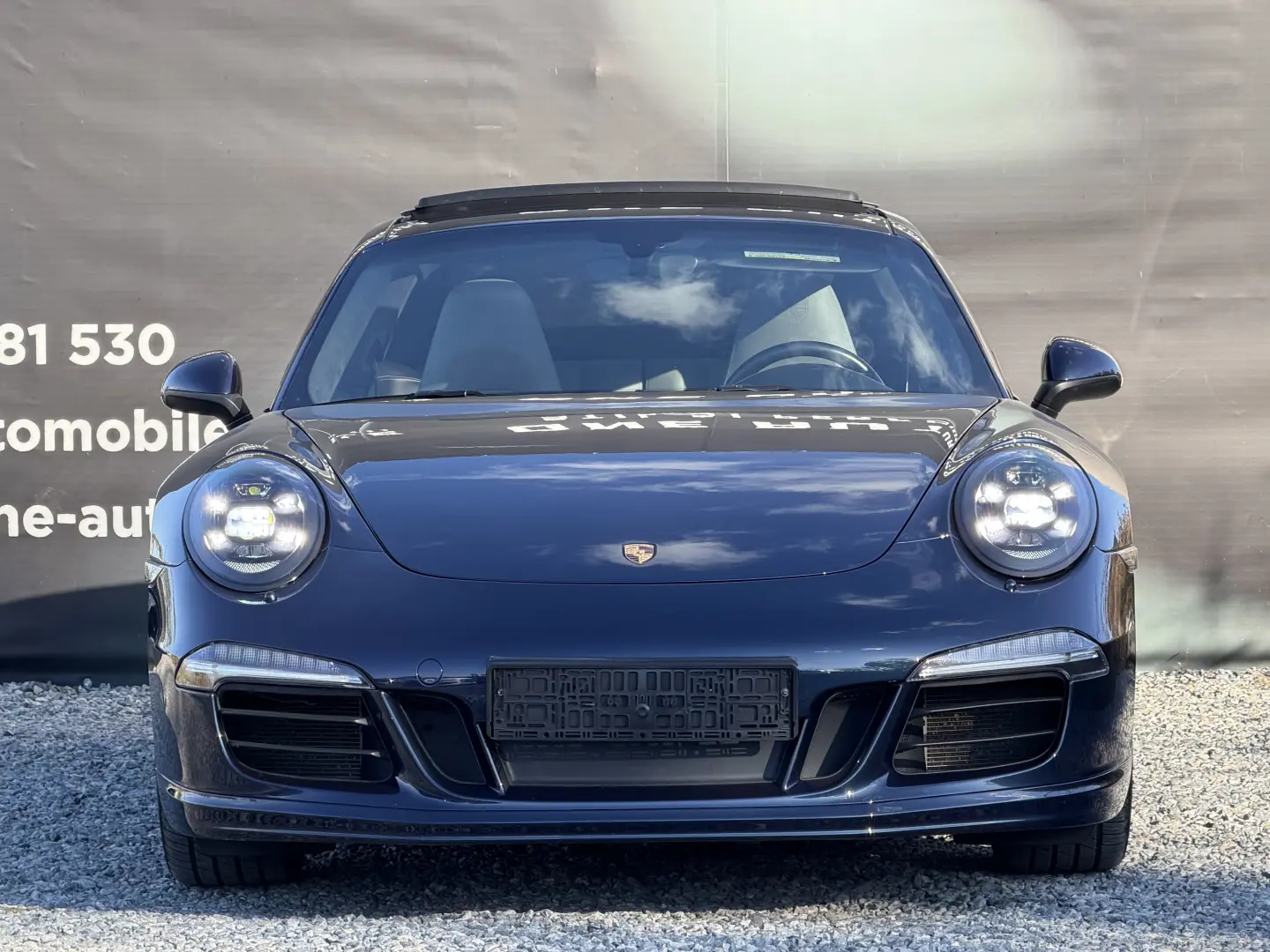 Porsche 911 Carrera 4