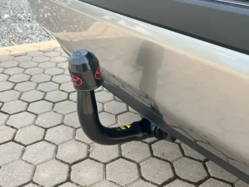 RAV 4 Hybrid 4x4 Team D AHK 1.650kg MwSt.