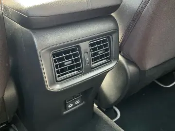 RAV 4 Hybrid 4x4 Team D AHK 1.650kg MwSt.