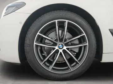 520d Limousine M Sport LiveCockpitProf Head-Up
