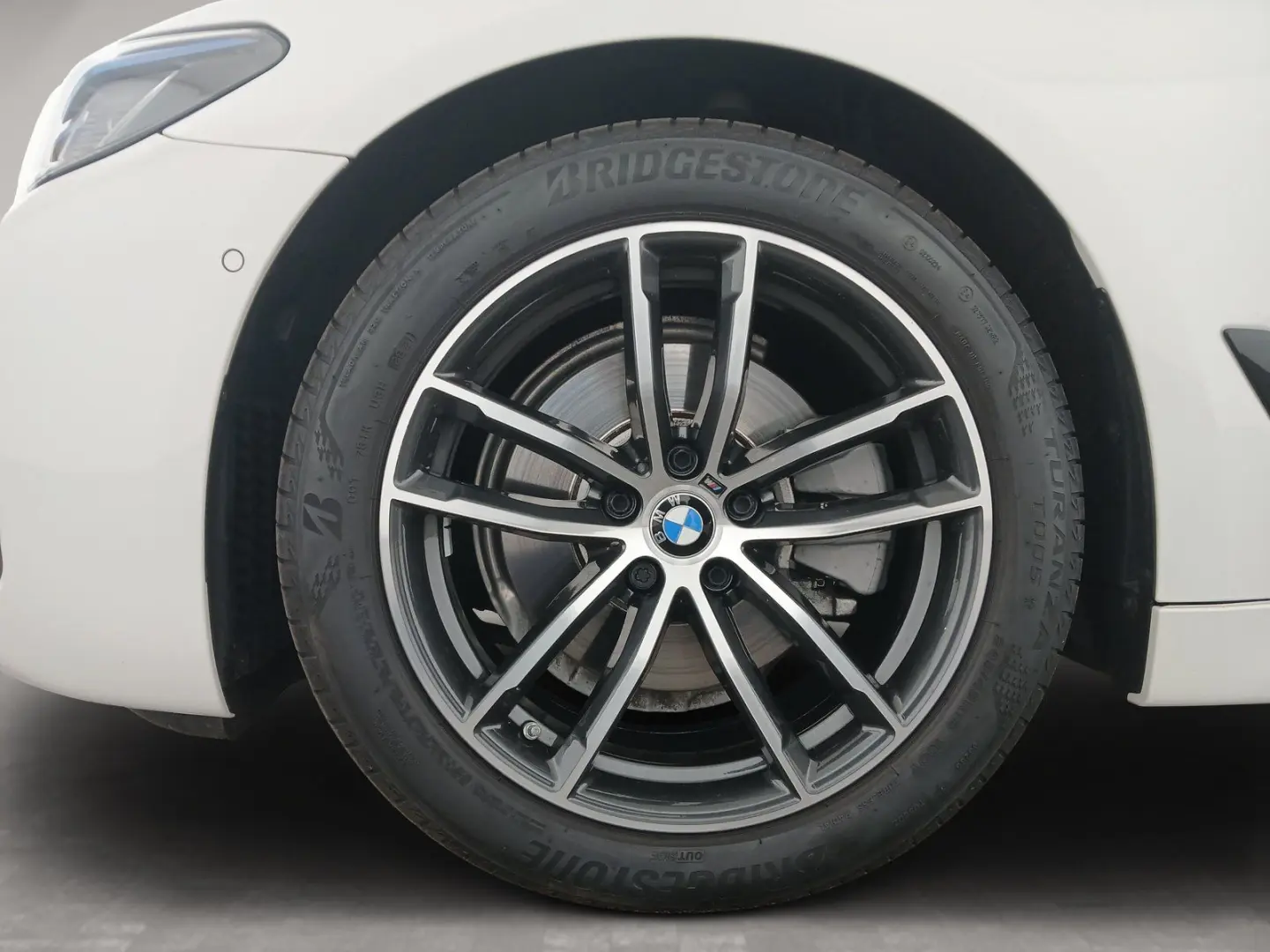 520d Limousine M Sport LiveCockpitProf Head-Up