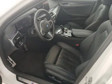 520d Limousine M Sport LiveCockpitProf Head-Up