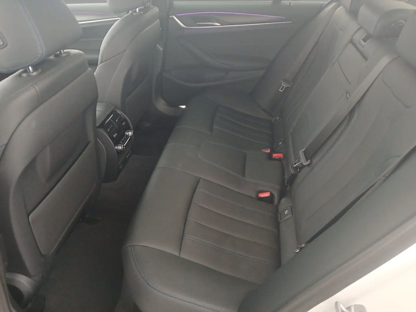 520d Limousine M Sport LiveCockpitProf Head-Up