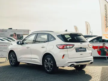 Ford Kuga 2.5 Duratec PHEV ST Line X