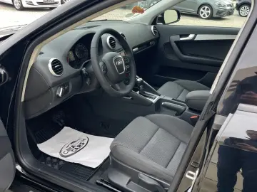 Audi A3 1.4 TFSI Sportback S tronic Ambition