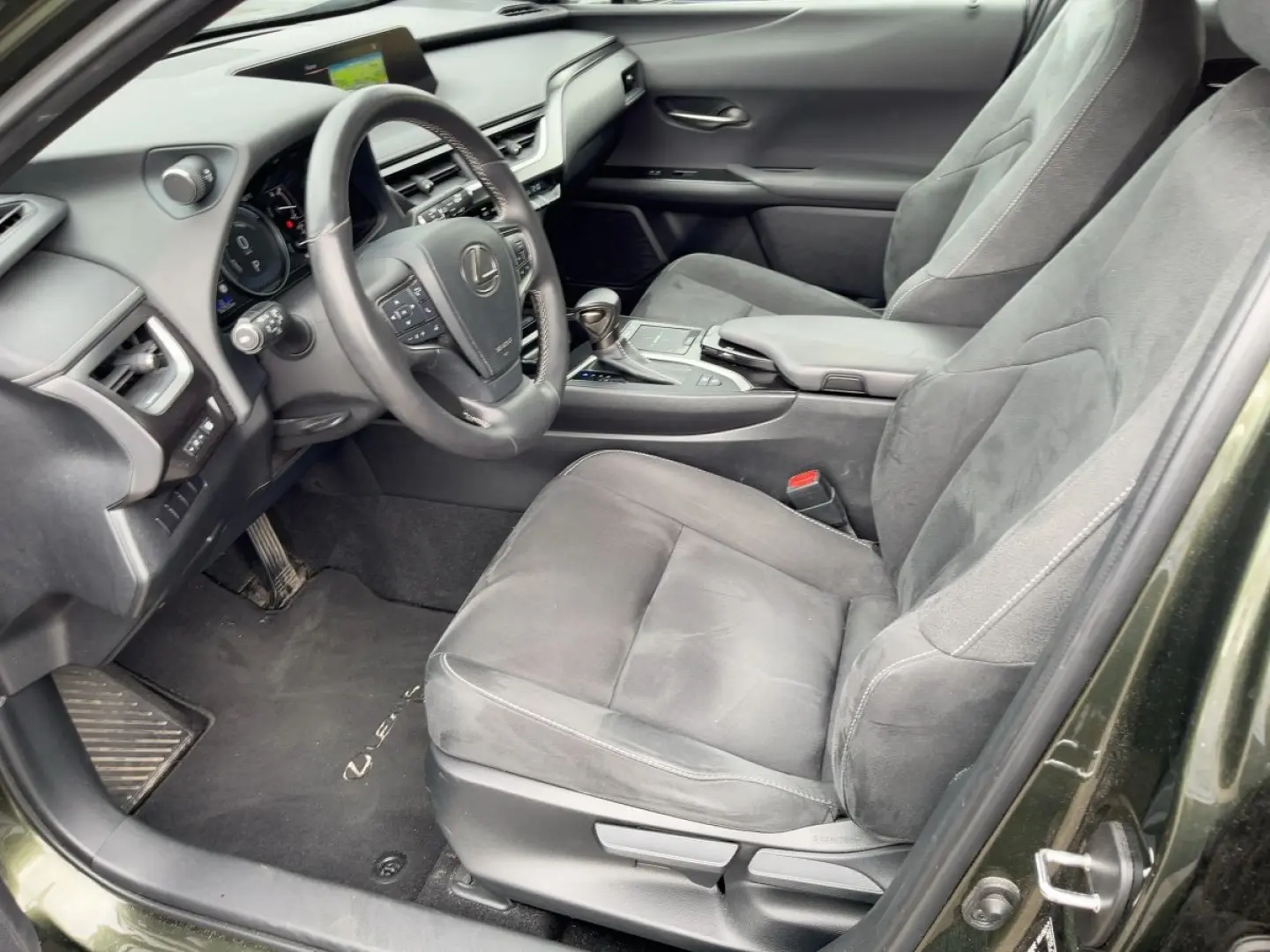 UX 250h Style Edition Navi KAM DAB SHZ Lenkradhz