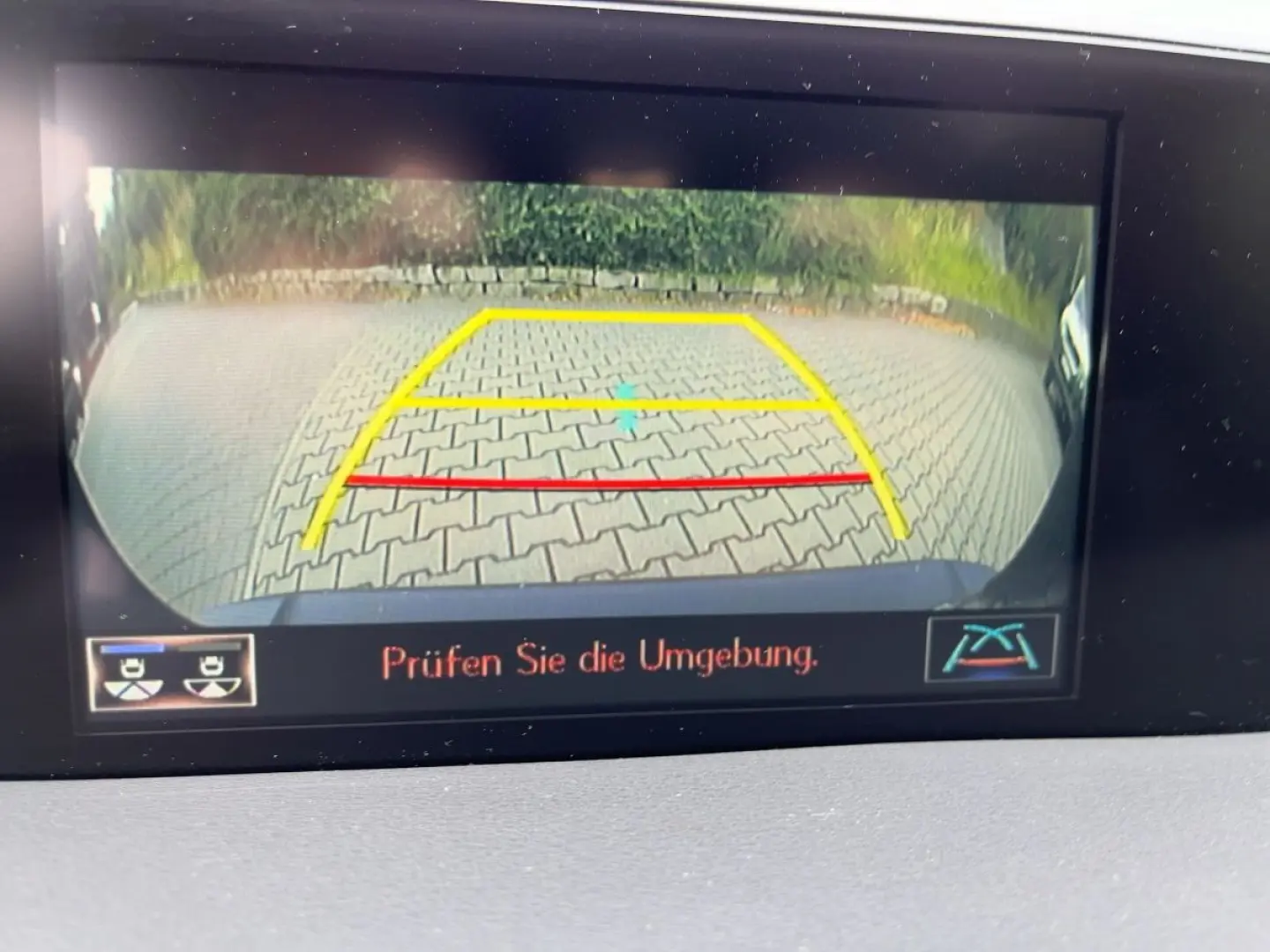 UX 250h Style Edition Navi KAM DAB SHZ Lenkradhz