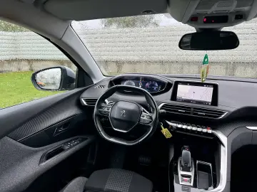 Peugeot 3008 lantul cu came de 8  152.000 km  garantie  rate