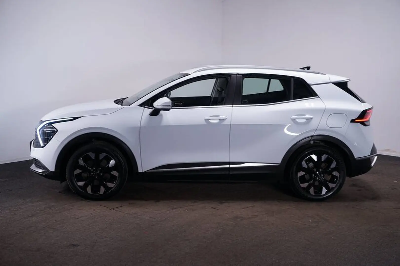 Sportage 1.6 PHEV AWD Vision Aut Navi RFK LED Ca