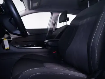 Sportage 1.6 PHEV AWD Vision Aut Navi RFK LED Ca