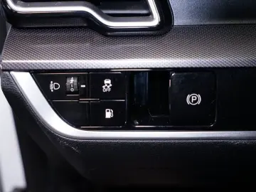 Sportage 1.6 PHEV AWD Vision Aut Navi RFK LED Ca