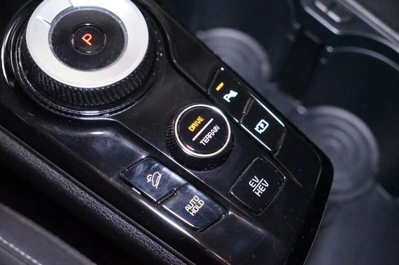 Sportage 1.6 PHEV AWD Vision Aut Navi RFK LED Ca