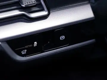 Sportage 1.6 CRDI 48V Hybrid Spirit AWD Aut. Kam