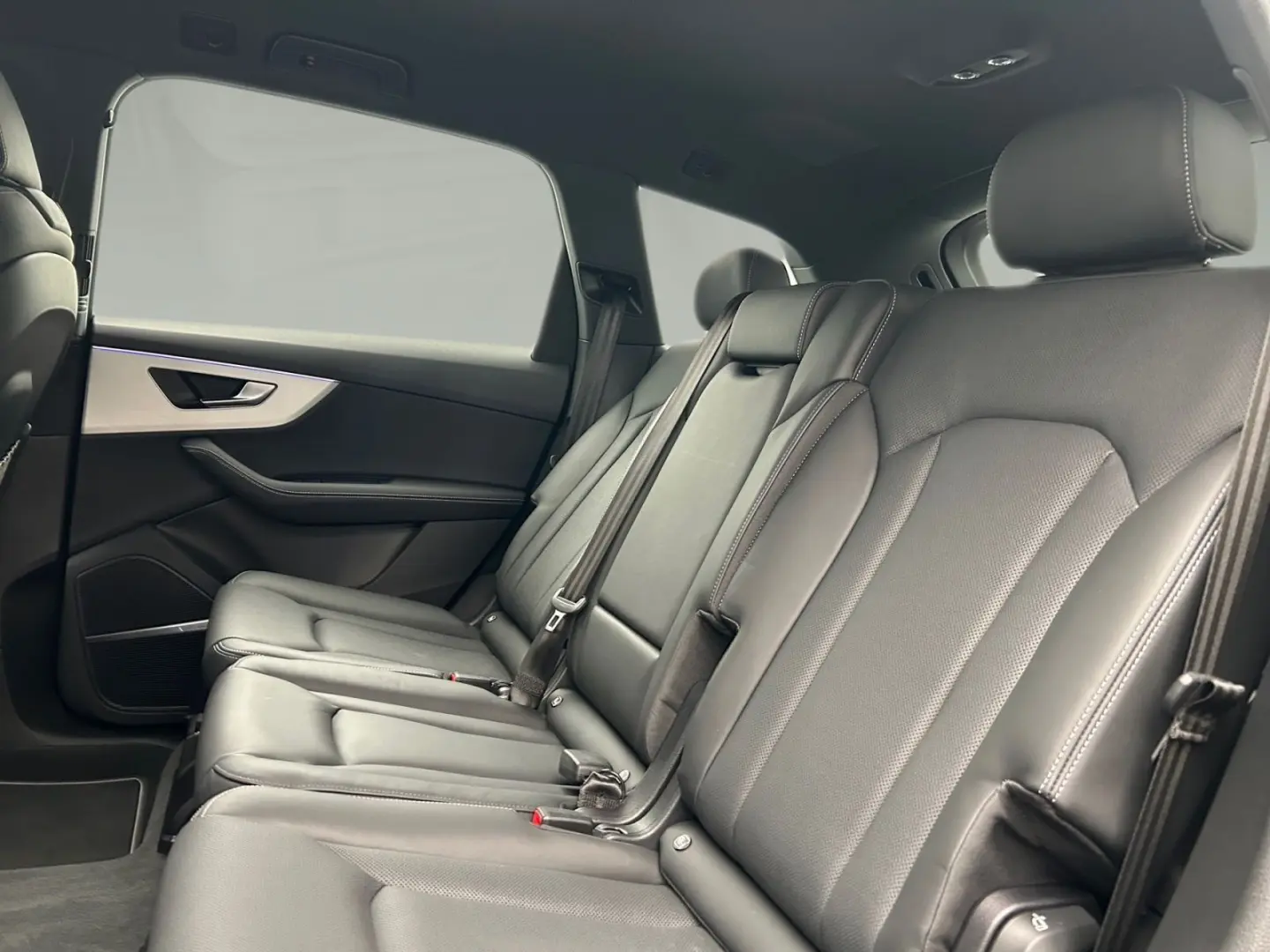 Q7 50 TDI qu S line tip EUPE 113.840 Air B&O HUD