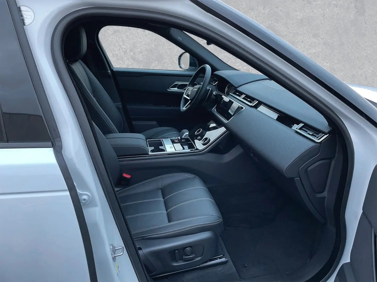 Range Rover Velar P250 AWD R-DYNAMIC SE ACC