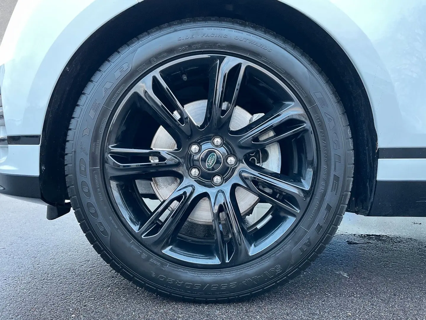 Range Rover Velar P250 AWD R-DYNAMIC SE ACC