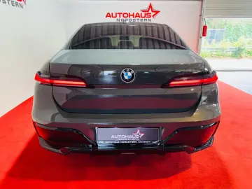 740 d xDrive M Sport 22  SKY LOUNGE