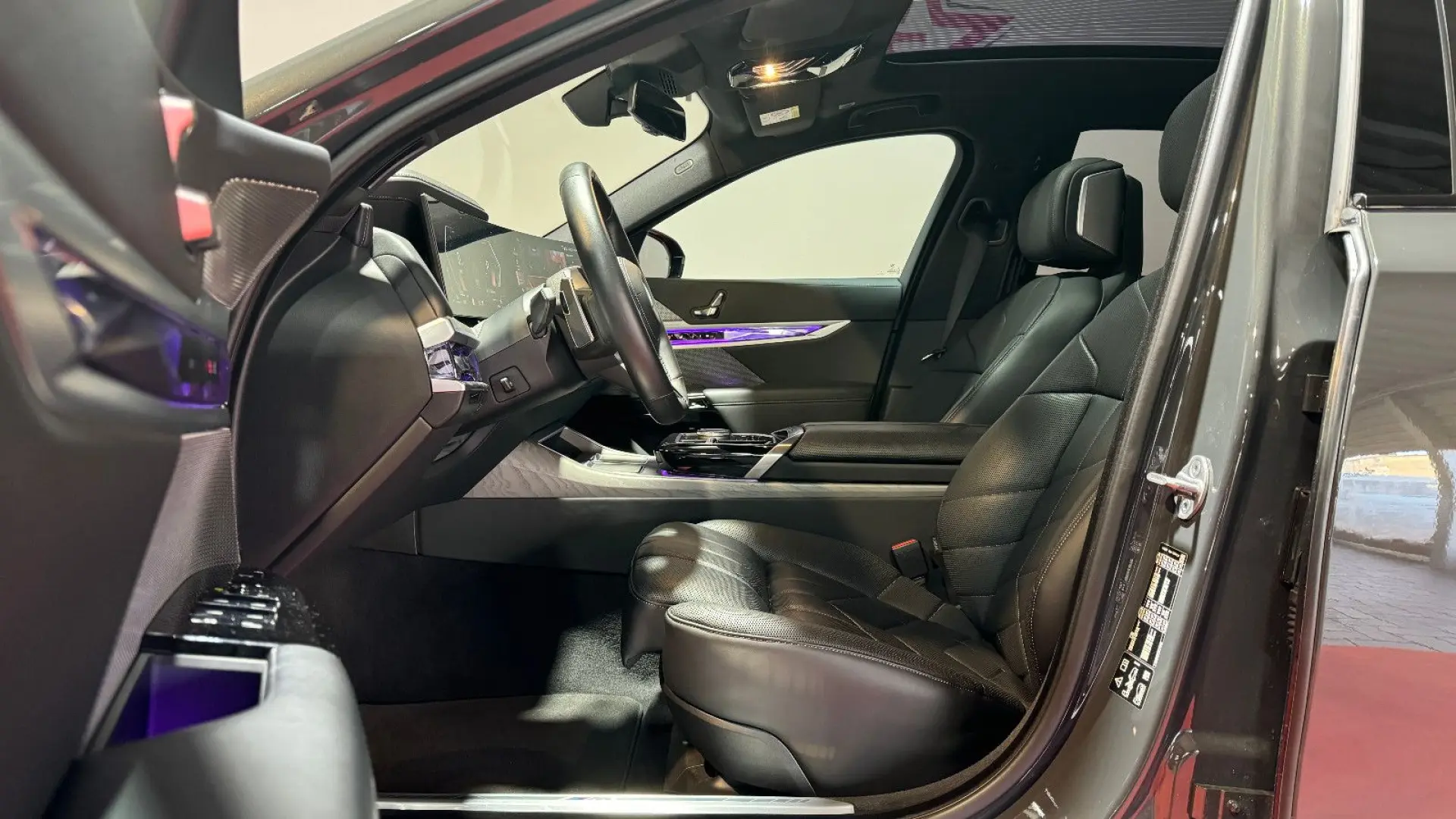 740 d xDrive M Sport 22  SKY LOUNGE