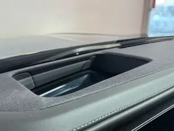 740 d xDrive M Sport 22  SKY LOUNGE