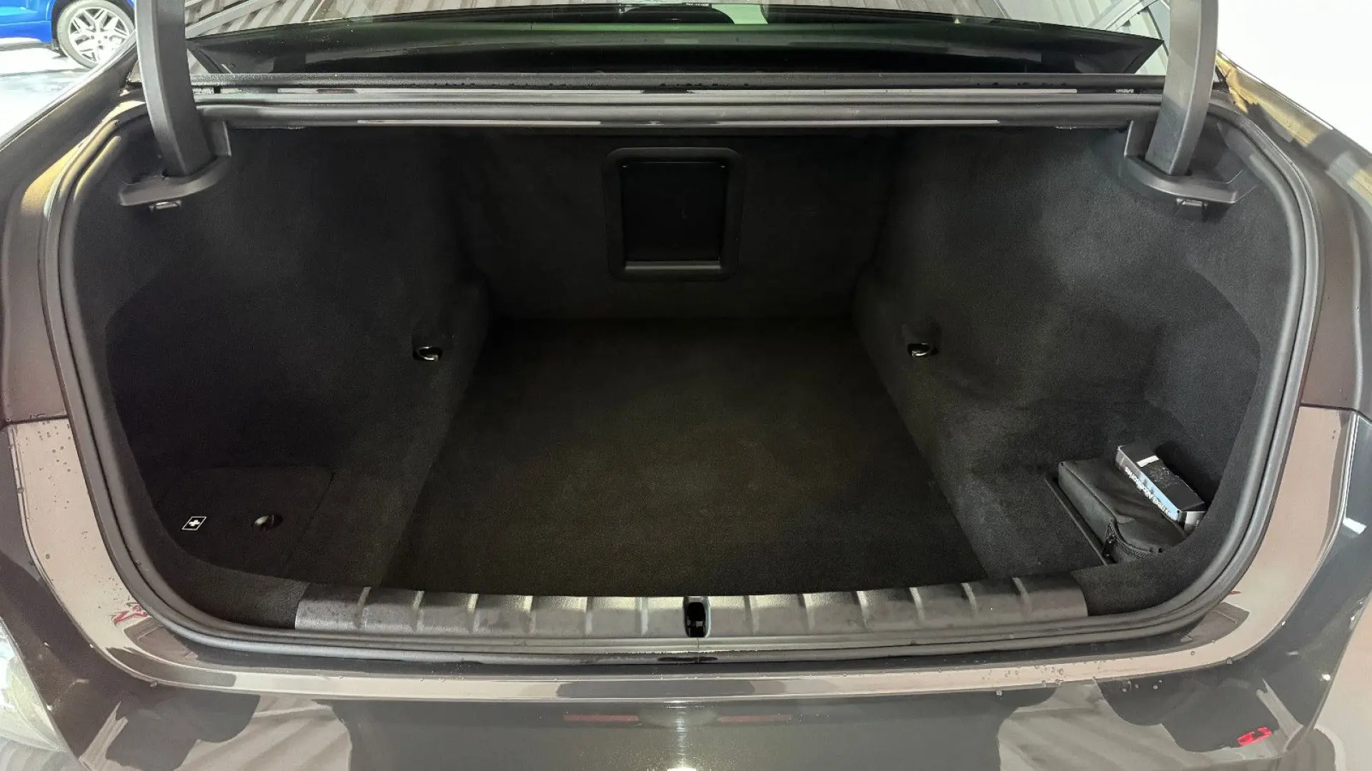 740 d xDrive M Sport 22  SKY LOUNGE