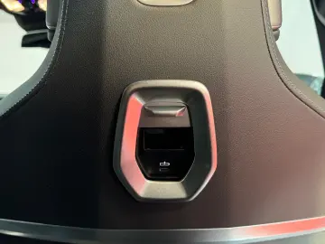 740 d xDrive M Sport 22  SKY LOUNGE