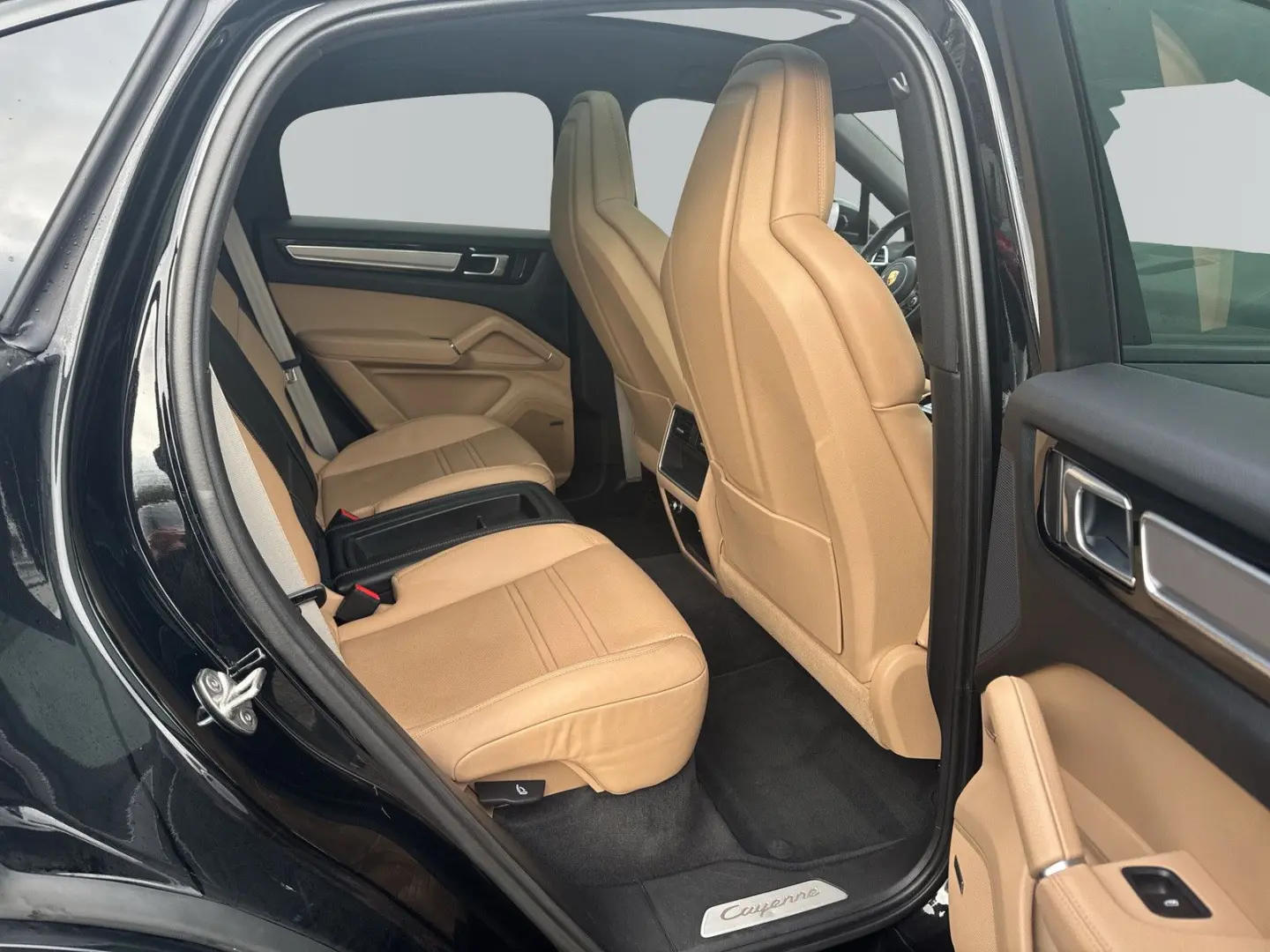 Cayenne Coupe Hybrid Platinum  Sportabgas  Pano