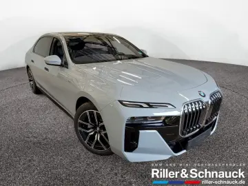 740d xDrive M Sport PANO