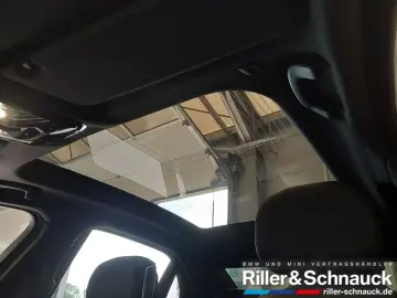 740d xDrive M Sport PANO