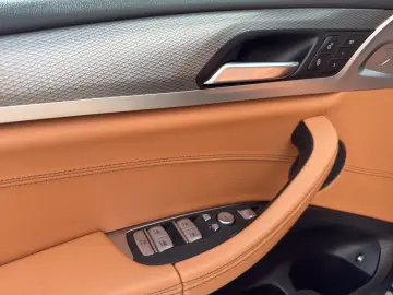 X3 xDr30e iPer M Sport LED Navi HUD DrivAs AHK