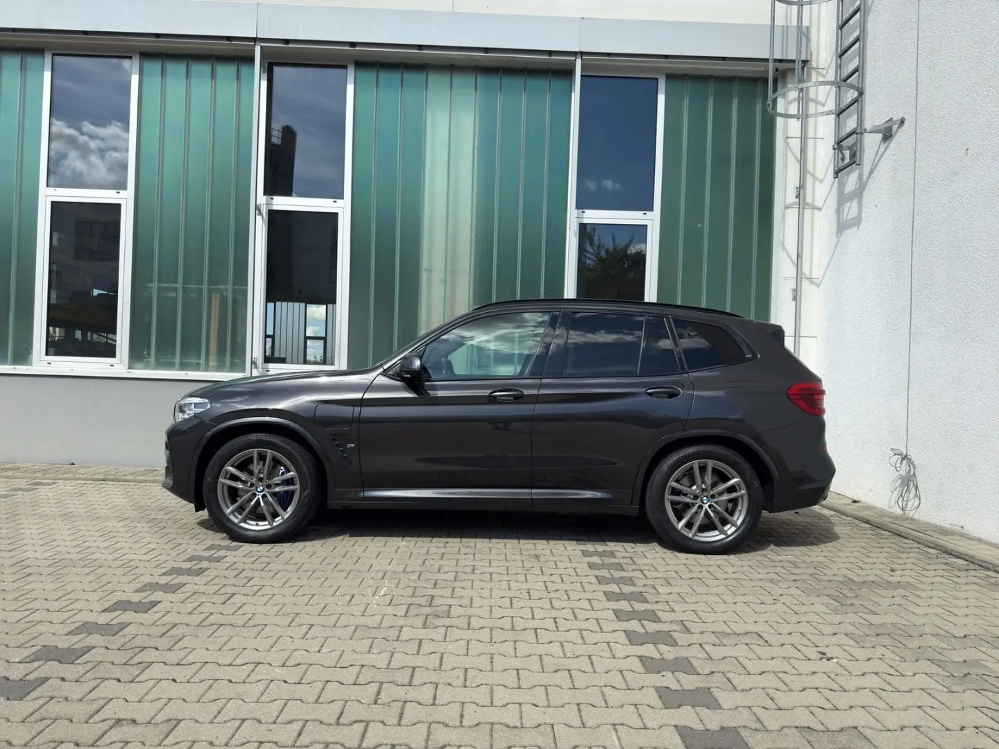 X3 xDr30e iPer M Sport LED Navi HUD DrivAs AHK