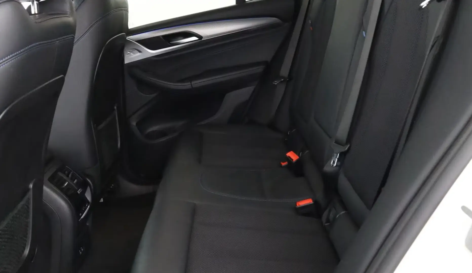 X3 xDrive30e M SPORT LIVE-COCKPIT KAMERA HEADUP