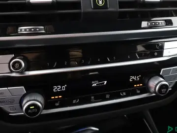 X3 xDrive30e M SPORT LIVE-COCKPIT KAMERA HEADUP