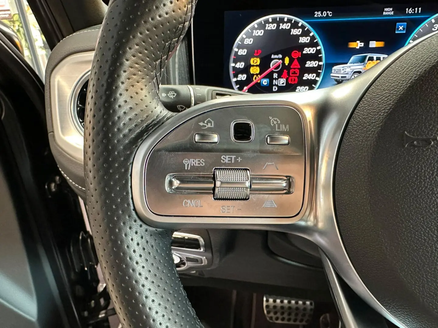 G 500 AMG Line Night MATTLACK Sportabgas Massage