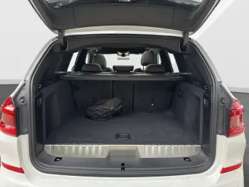 X3 xDrive30e 19    Pano   Harman Kardon   DrivAs