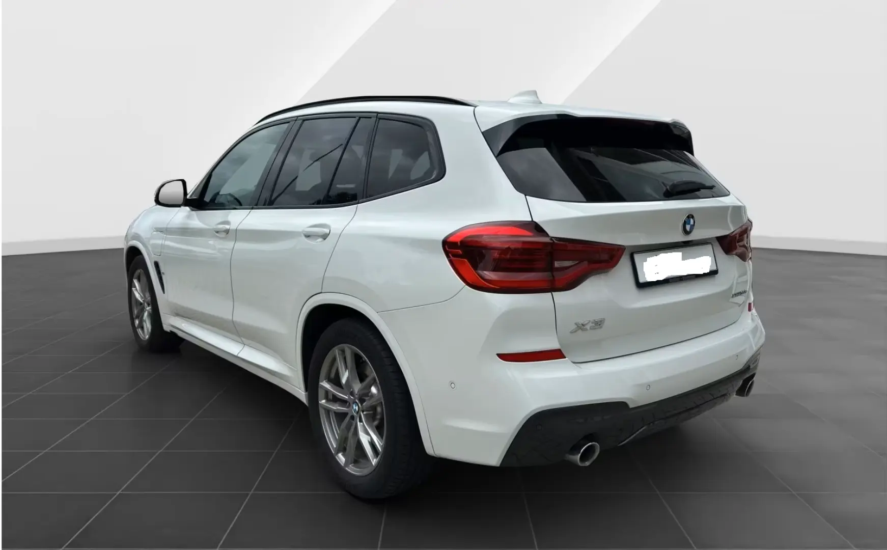 X3 xDrive30e 19    Pano   Harman Kardon   DrivAs
