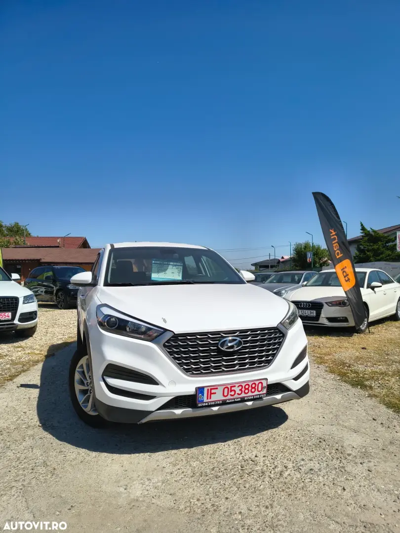 Hyundai Tucson blue 1.7