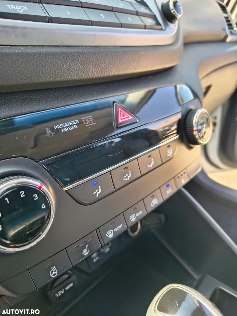 Hyundai Tucson blue 1.7