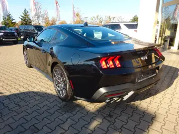 Mustang Fastback 5.0 V8