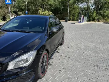 Mercedes-Benz CLA 220 Shooting Brake