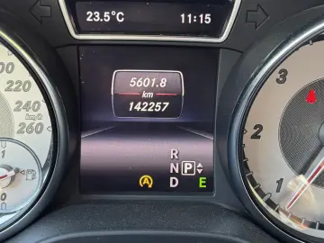 Mercedes-Benz CLA 220 Shooting Brake