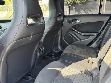 Mercedes-Benz CLA 220 Shooting Brake