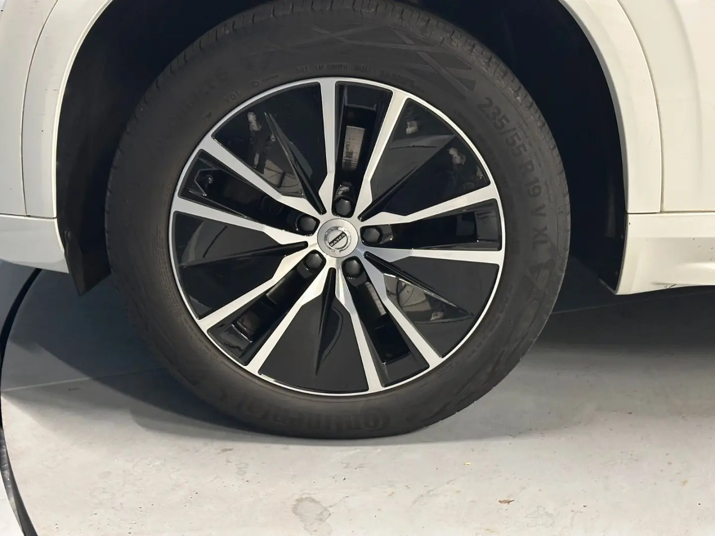 XC90 Momentum Pro AWD  19Zoll AHK LEDER KAMERA